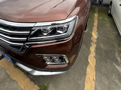 Roewe RX8 2018, 58000 км, за 6585.4 USD