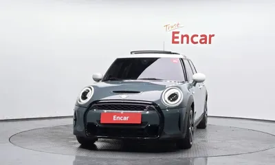 MINI Cooper 2023, 4329 км, за 19755.53 USD