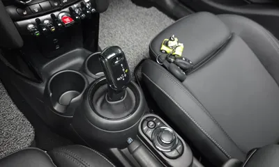 MINI Cooper 2023, 4329 км, за 19755.53 USD - фото 9