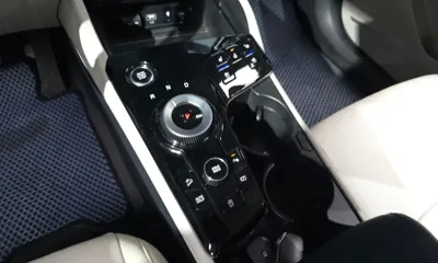 Kia Sportage 2022, 42477 км, за 16195.15 USD - фото 9