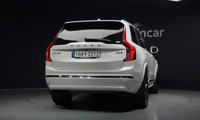 Volvo XC90 2026, 6621 км, за 130227.21 USD