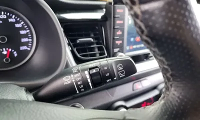 Kia Stonic 2018, 124066 км, за 5645.27 USD - фото 28