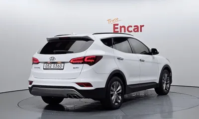 Hyundai Santafe 2016, 165067 км, за 6240.14 USD