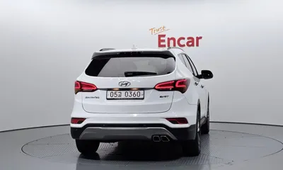 Hyundai Santafe 2016, 165067 км, за 6240.14 USD