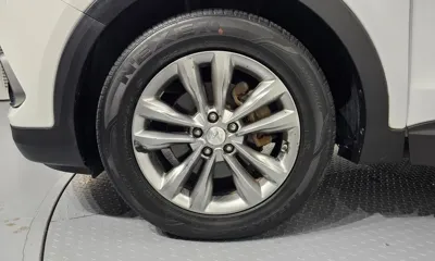 Hyundai Santafe 2016, 165067 км, за 6240.14 USD