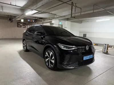 Volkswagen ID.4 2023, 30200 км, за 22144.38 USD
