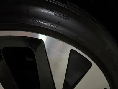 Volkswagen ID.4 2023, 30200 км, за 22144.38 USD - фото 9