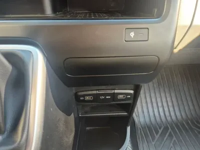 Hyundai Staria 2022, 21998 км, за 20349.22 USD - фото 8