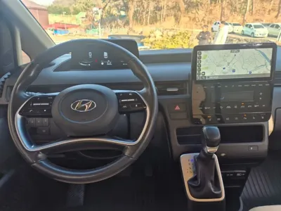 Hyundai Staria 2022, 21998 км, за 20349.22 USD - фото 9