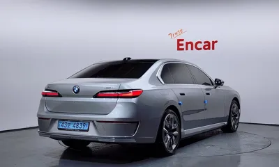 BMW i7 2023, 66920 км, за 73339.93 USD