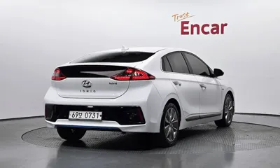 Hyundai Ioniq 2016, 134336 км, за 7618.67 USD