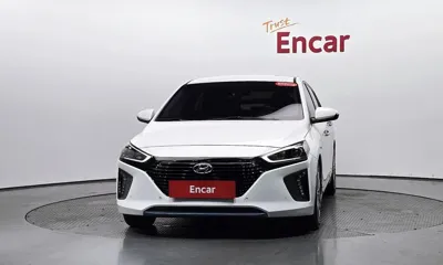 Hyundai Ioniq 2016, 134336 км, за 7618.67 USD