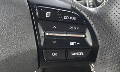 Hyundai Ioniq 2016, 134336 км, за 7618.67 USD - фото 16