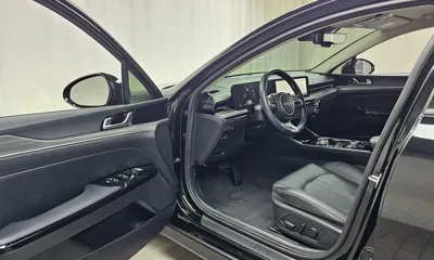 Kia K5 2024, 13669 км, за 18960.74 USD - фото 10