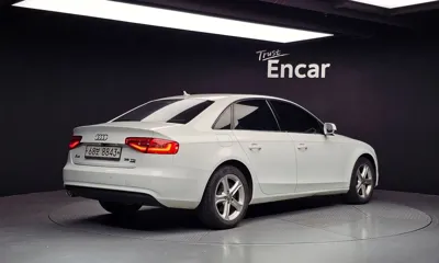 Audi A4 2015, 214445 км, за 3296.99 USD