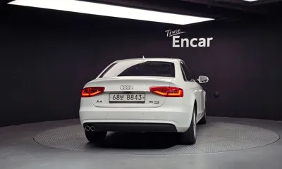 Audi A4 2015, 214445 км, за 3296.99 USD