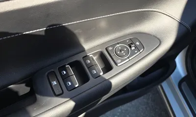 Hyundai Grandeur 2019, 41107 км, за 12703.59 USD - фото 30