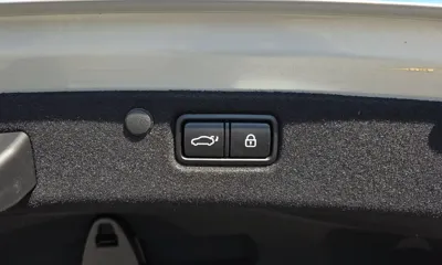 Hyundai Grandeur 2019, 41107 км, за 12703.59 USD - фото 31