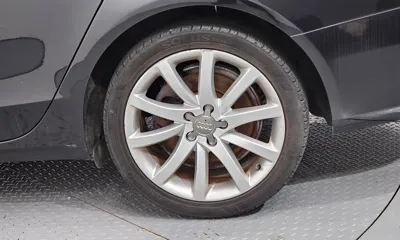 Audi A4 2013, 71972 км, за 5189.17 USD