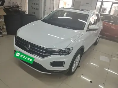 Volkswagen T-Roc 2022, 17800 км, за 16423.33 USD