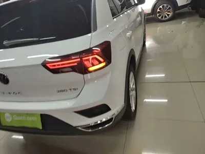 Volkswagen T-Roc 2022, 17800 км, за 16423.33 USD - фото 8