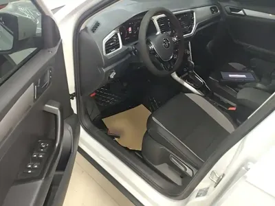 Volkswagen T-Roc 2022, 17800 км, за 16423.33 USD - фото 16