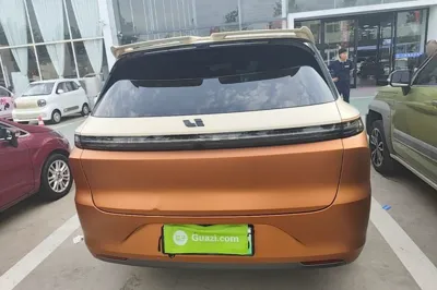 Li Auto L6 2024, 37100 км, за 28013 USD