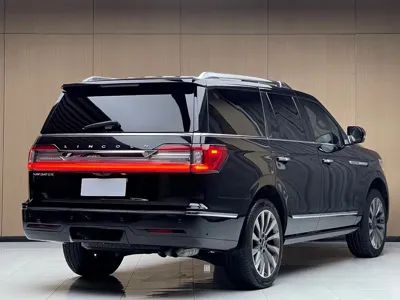 Lincoln Navigator 2018, 200000 км, за 39434.2 USD