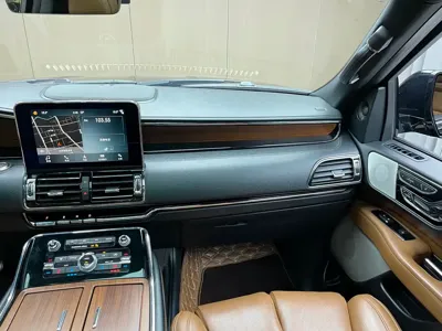 Lincoln Navigator 2018, 200000 км, за 39434.2 USD