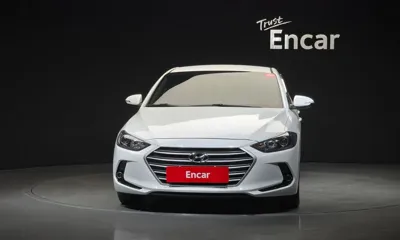 Hyundai Avante 2016, 102987 км, за 4561.08 USD