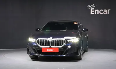 BMW 5-Series 2024, 6862 км, за 42870.19 USD