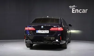 BMW 5-Series 2024, 6862 км, за 42870.19 USD