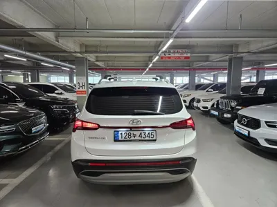 Hyundai Santafe 2021, 89344 км, за 14441.38 USD