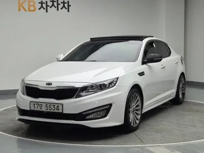 Kia K5 · 2011 год