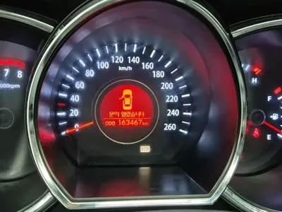Kia K5 2011, 163456 км, за 2475.57 USD - фото 8