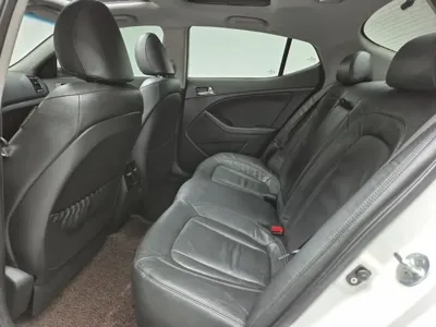 Kia K5 2011, 163456 км, за 2475.57 USD - фото 10