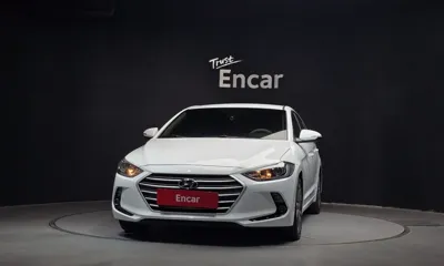 Hyundai Avante 2017, 164327 км, за 4096.46 USD