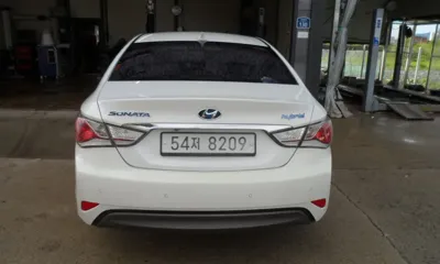 Hyundai Sonata 2012, 112646 км, за 3809.77 USD