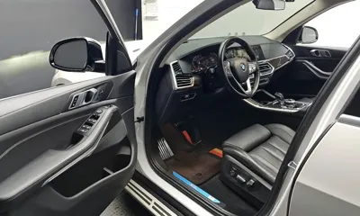 BMW X5 2022, 52220 км, за 37378.91 USD - фото 10