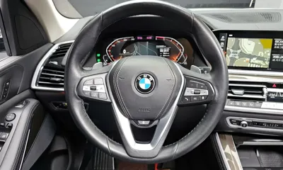 BMW X5 2022, 52220 км, за 37378.91 USD - фото 13