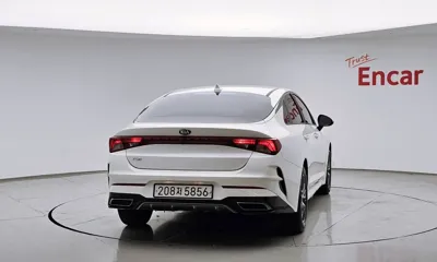 Kia K5 2020, 82735 км, за 10245.91 USD