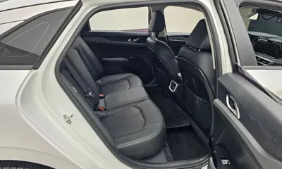 Kia K5 2020, 82735 км, за 10174.61 USD - фото 12