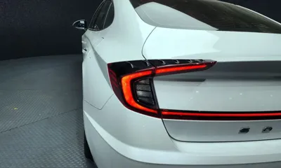 Hyundai Sonata 2020, 52770 км, за 13450.18 USD - фото 23