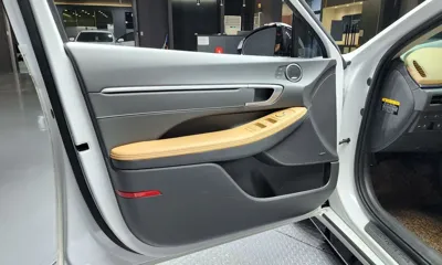 Hyundai Sonata 2020, 52770 км, за 13450.18 USD - фото 24