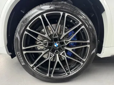 BMW X5M 2025, 4747 км, за 97719.92 USD