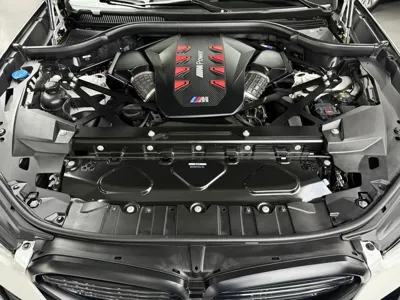 BMW X5M 2025, 4747 км, за 97719.92 USD - фото 6