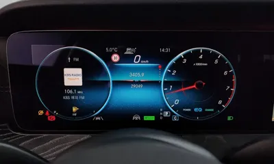 Mercedes-Benz E-Class 2021, 29049 км, за 30397.33 USD - фото 8