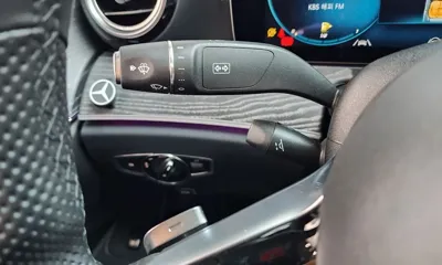 Mercedes-Benz E-Class 2021, 29049 км, за 30397.33 USD - фото 14