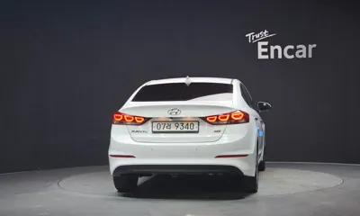 Hyundai Avante 2017, 26105 км, за 9311.71 USD