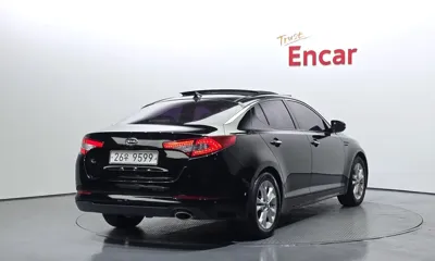 Kia K5 2011, 133520 км, за 2824.49 USD